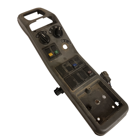 Kåpa med knappar och vred